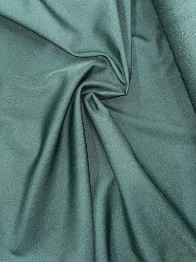 Verde oscuro